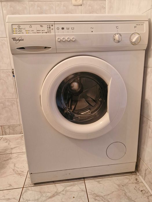 Pralka Whirpool.