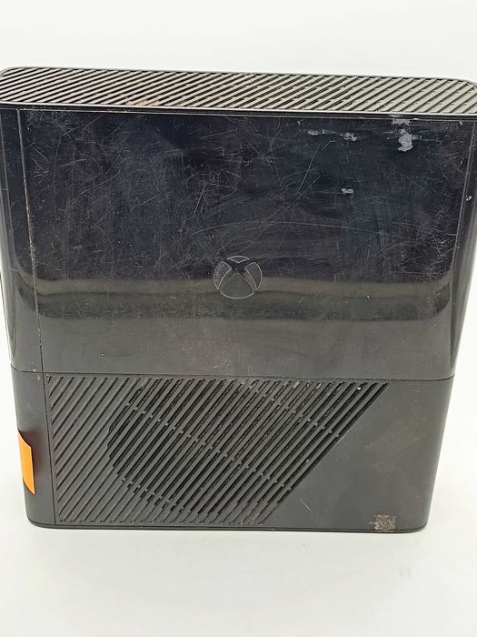 Konsola Microsoft Xbox 360 E bez dysku sama konsola