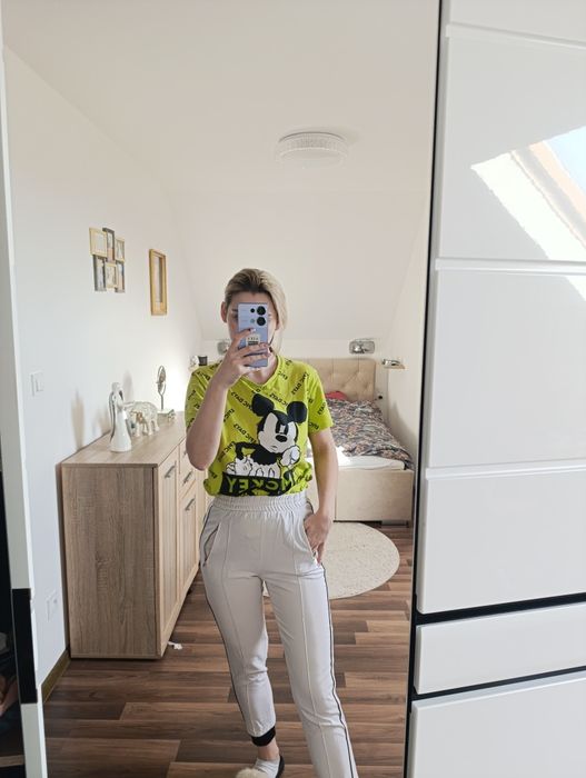Dresy białe spodnie sportowe Zara XS s luźne modne
