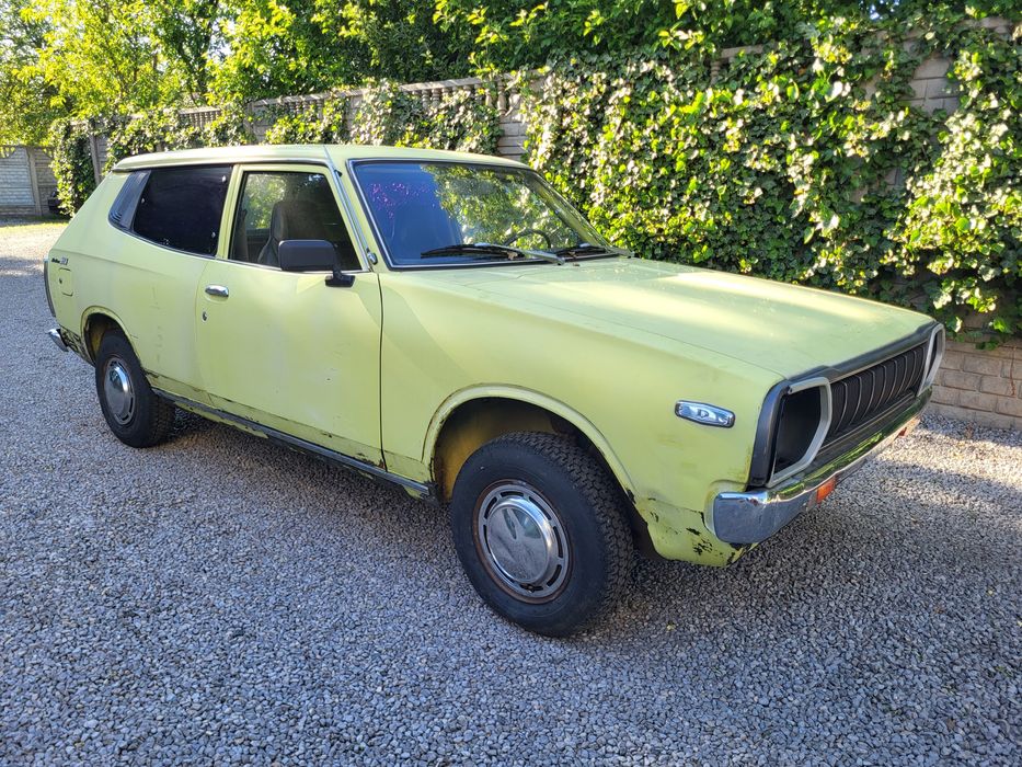 Nissan Datsun 100A Cherry 1977 Bogata Dokumentacja
