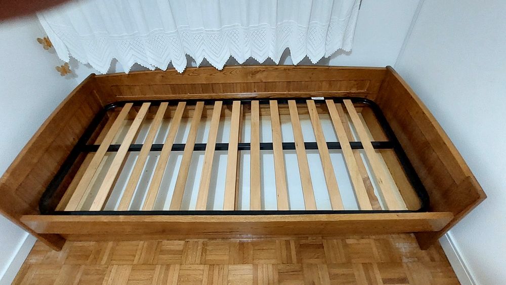 Cama + estrado + colchão