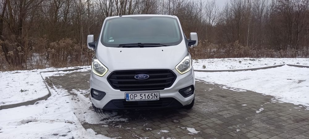 Ford Transit Custom  long 9 osób