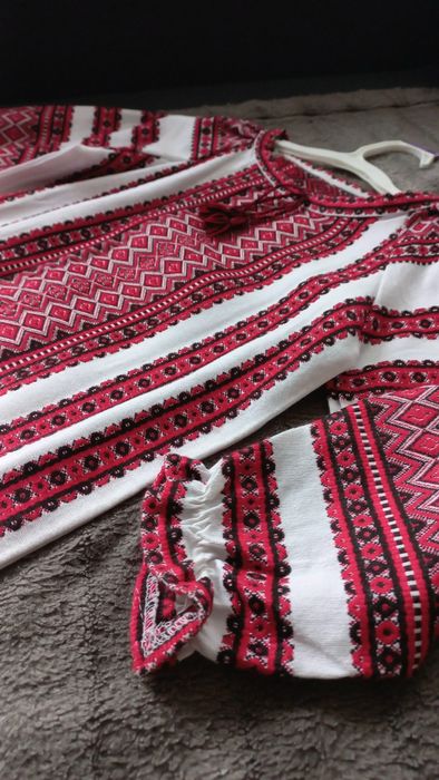 Вишиване платтячко на 3 рочки