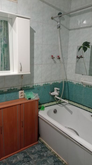 Сдам 2-к.кв.возле м.Дворец Спорта