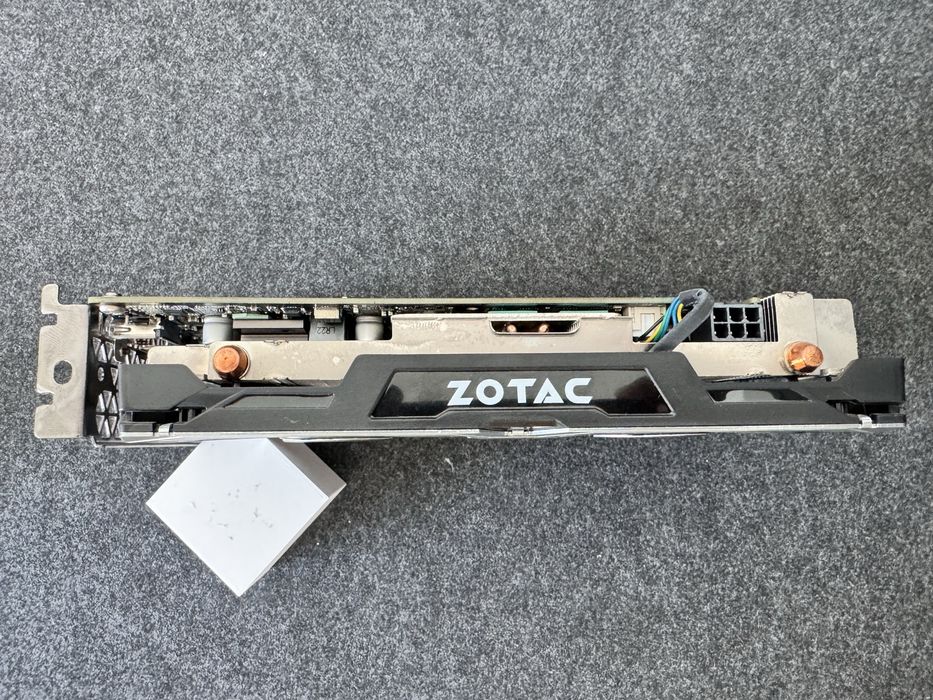 Placa gráfica Zotac Gforce GTX 1060 AMP