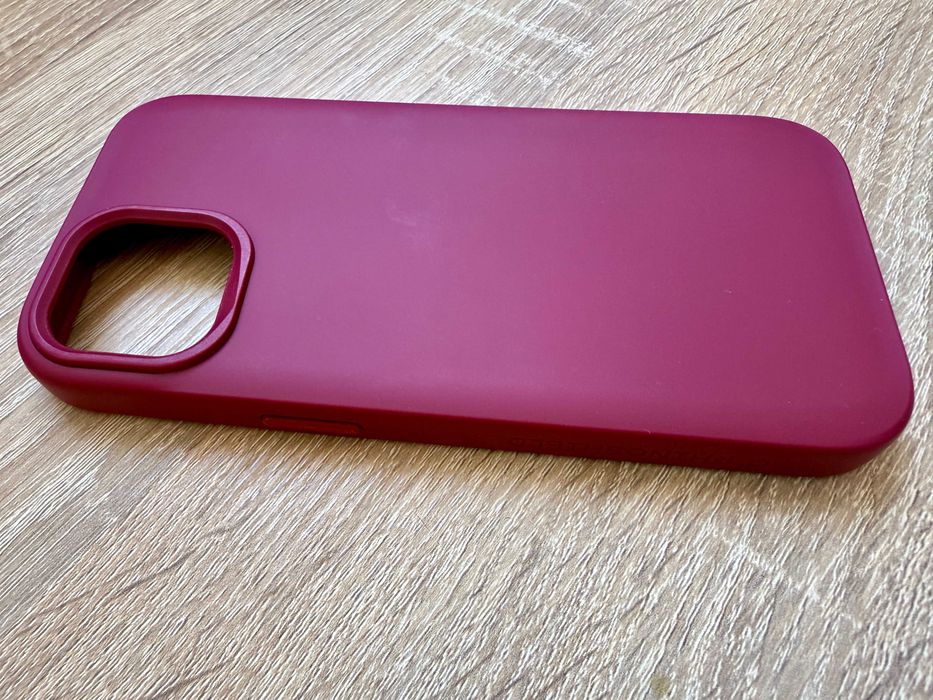 чехол RhinoShield для iPhone 15