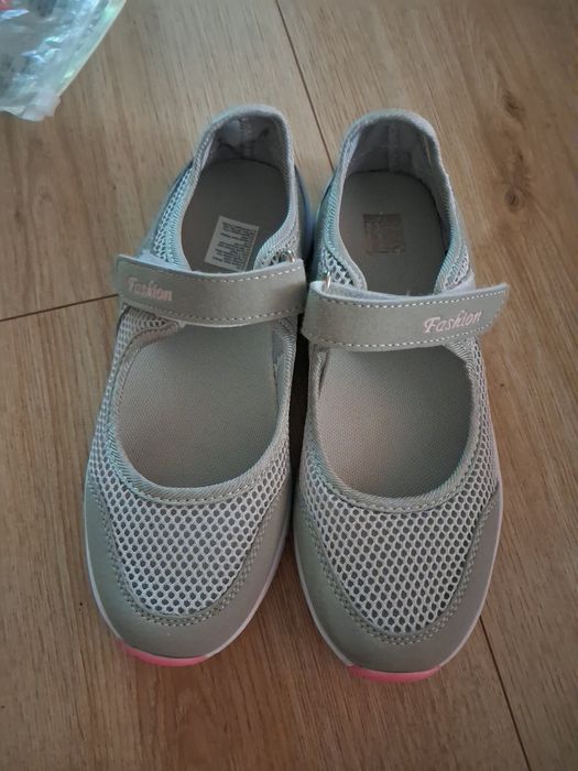 Buty dla dziewczynki 36