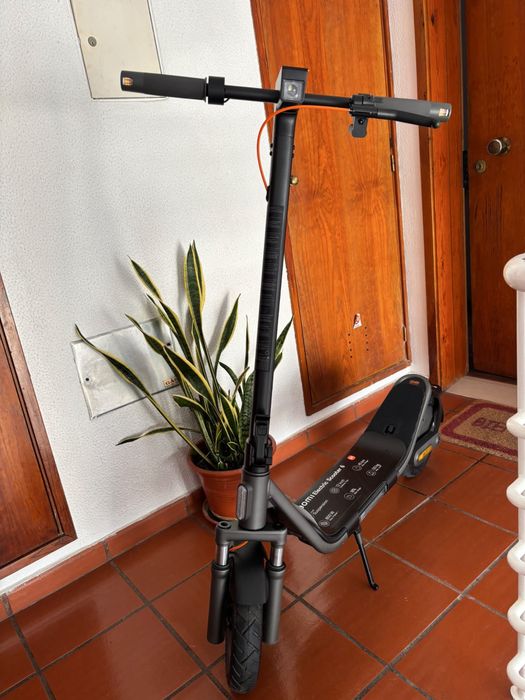 Xiaomi Electric Scooter 6 (COMO NOVA – Fatura de 31/05/2026 e 3 Anos de Garantia)