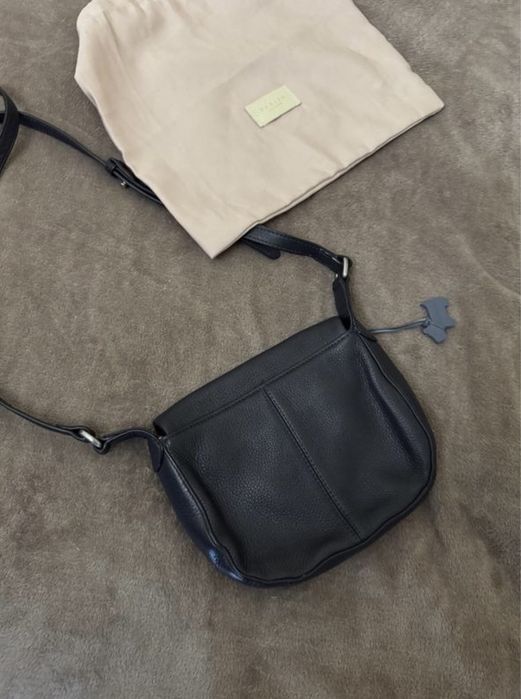 Жіноча шкіряна сумка Radley з пильником