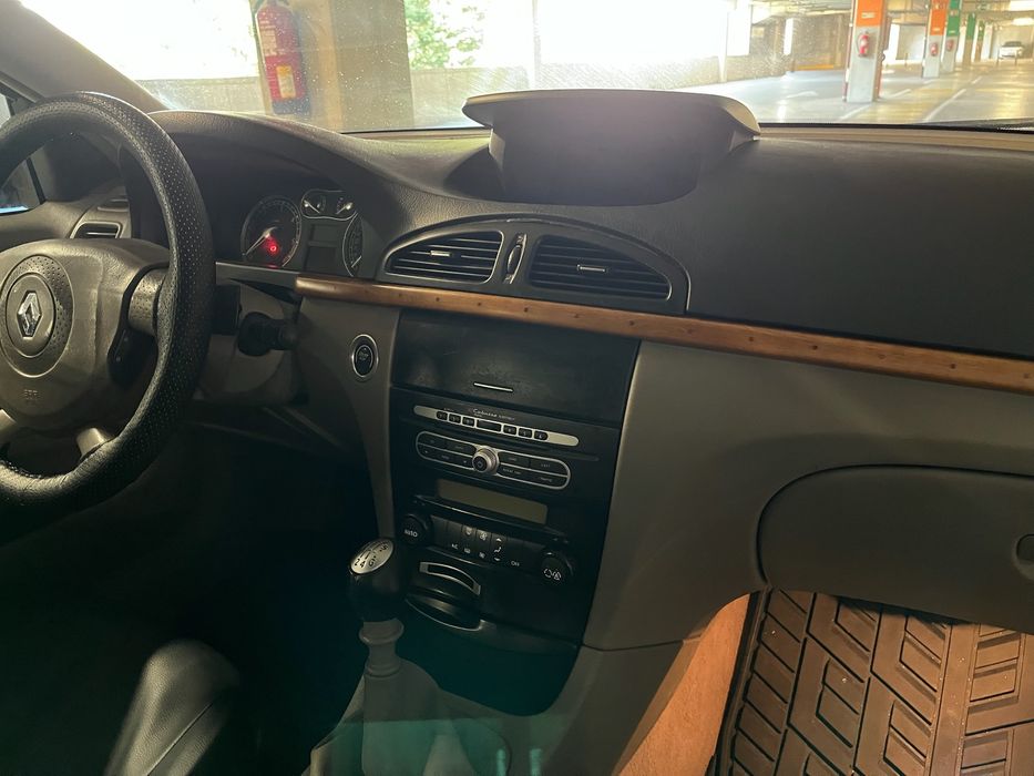 Renault Laguna 2.0dci 173cv - 9 unidades