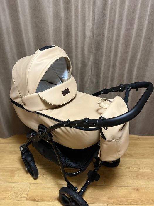 Коляска універсальна Victoria Gold Classic 2в1