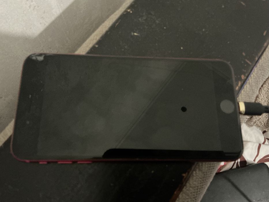 iPhone 8 Plus 64GB Red