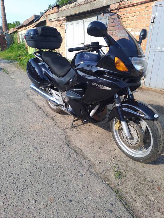 Продам Honda Deauville