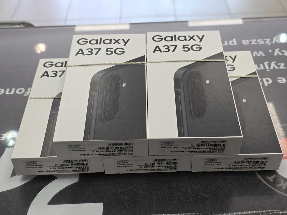 Samsung Galaxy A37 Dual SIM/ 6GB/ 128GB/ Awesome Charcoal/ GW24/ bez rat/ fabrycznie zamknięty/ mamy 5 sztuk!