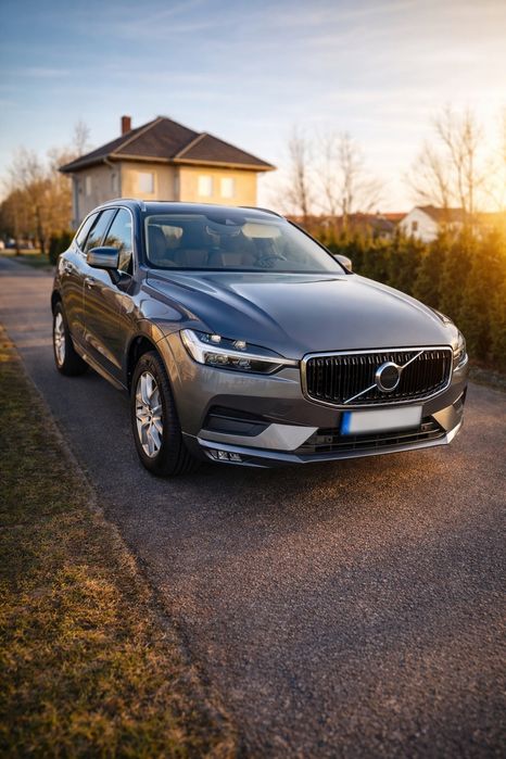 Volvo XC60 B4 Momentum Plus (Volvo Selekt)