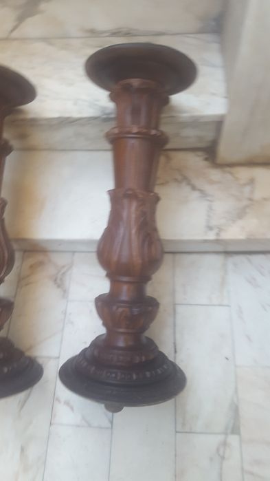 2 colunas em madeira de artesanato