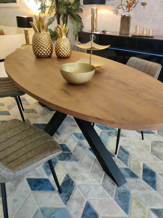 Mesa de jantar tampo em nogueira