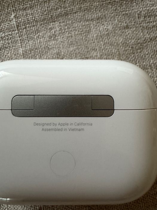 Apple AirPods Pro 2