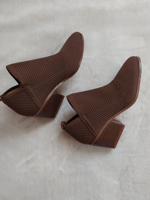 Черевички на підборах