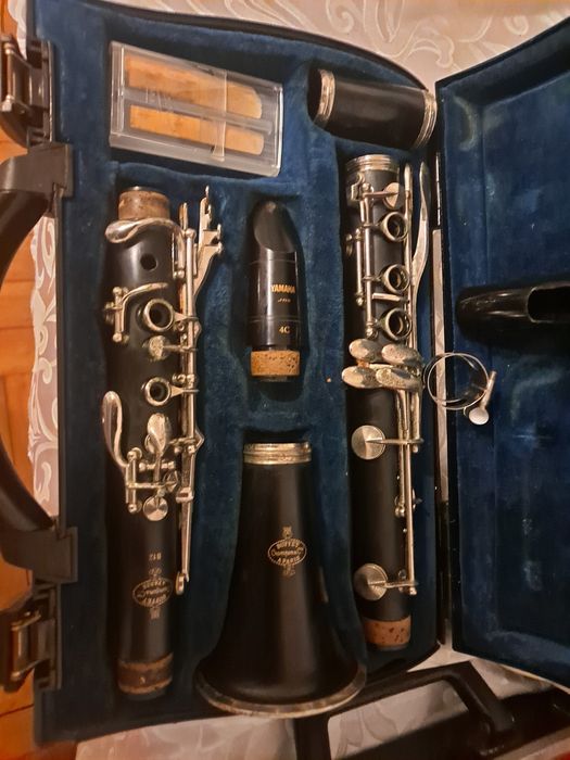 Witam sprzedam klarnet firmy Buffet