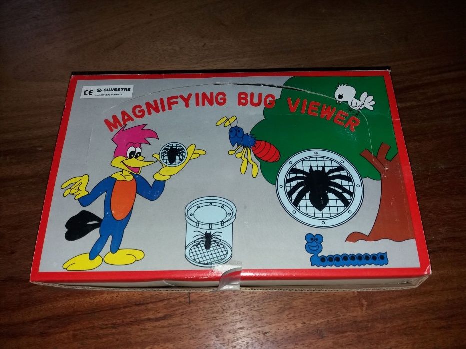 Lupa com Aranha e teia nova