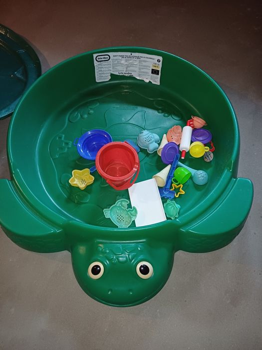 Piaskownica-żółw.