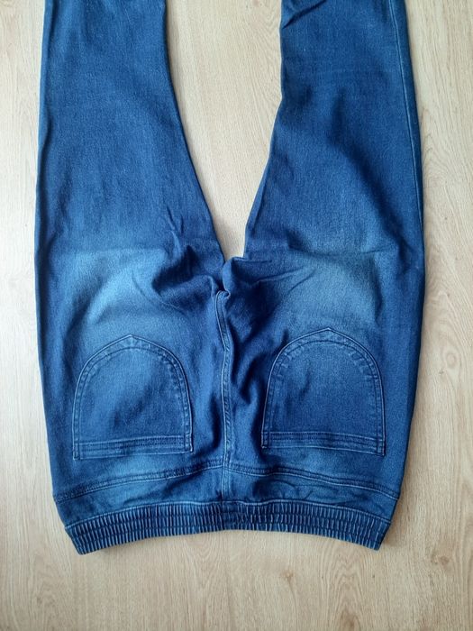 Spodnie damskie joggery jeansy  skiny