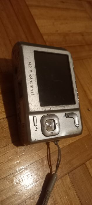 Câmara Digital HP Photosmart M637 – 7.2MP – Estilo Vintage Digicam