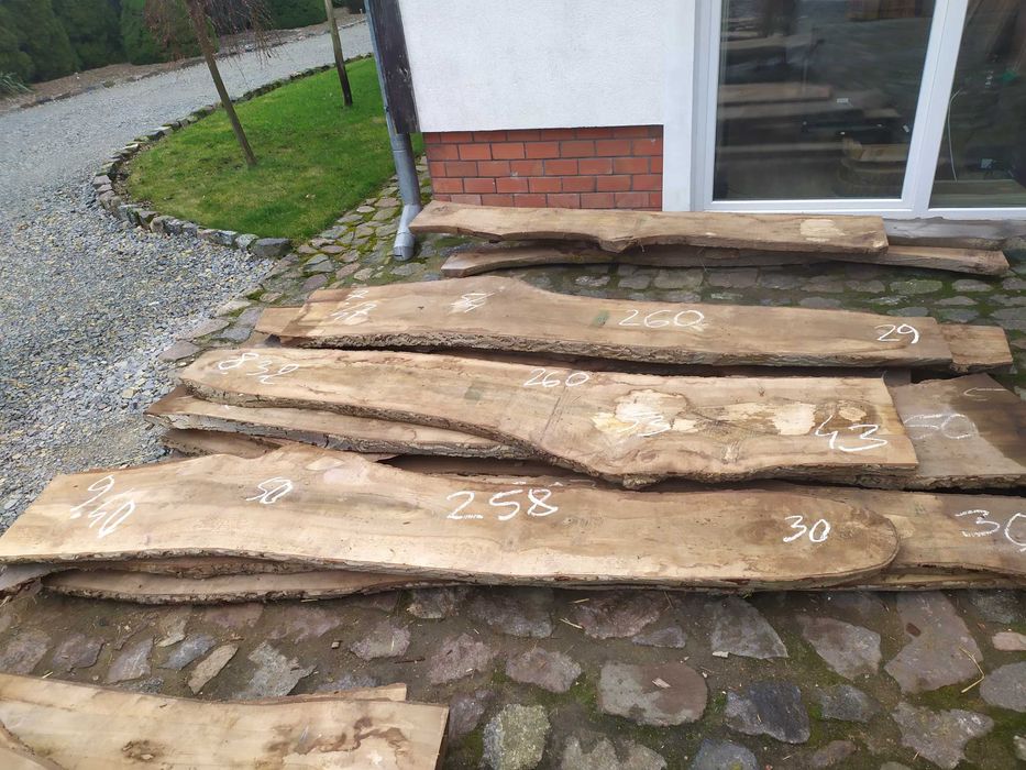 Suchy orzech foszty, blaty deski i inne