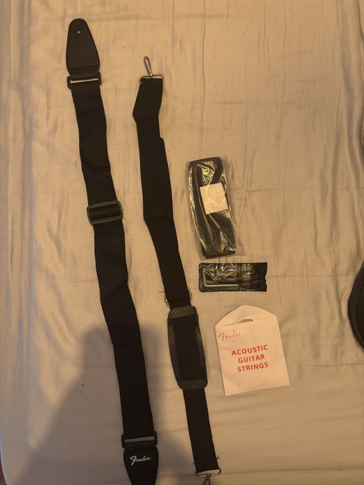 Guitarra Ibanez Gio Black Satin + Capa Thomann + Correias e Acessórios (Excelente Estado)