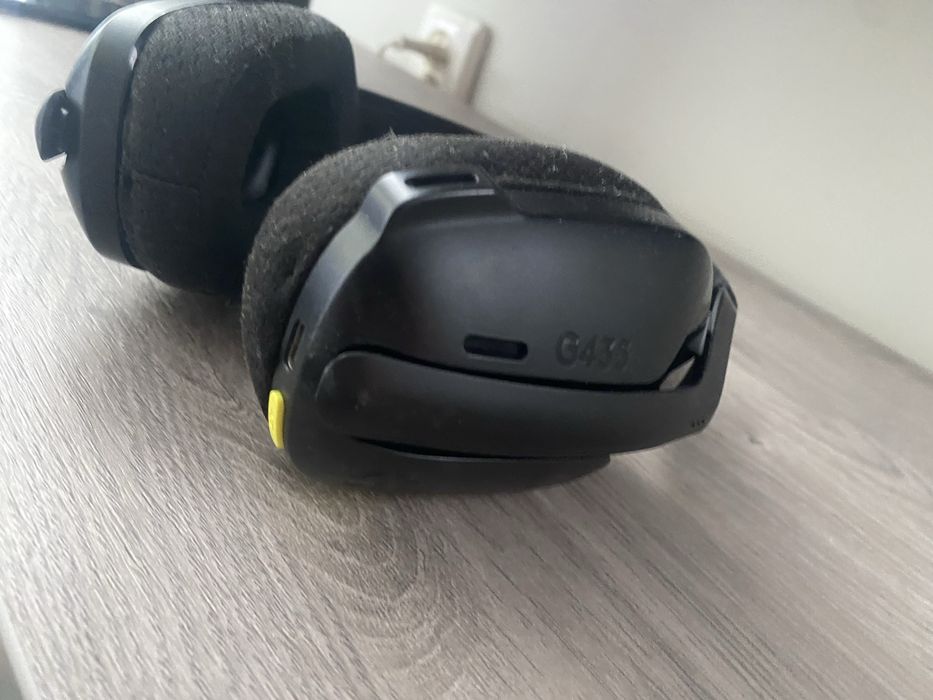 Навушники Logitech g435