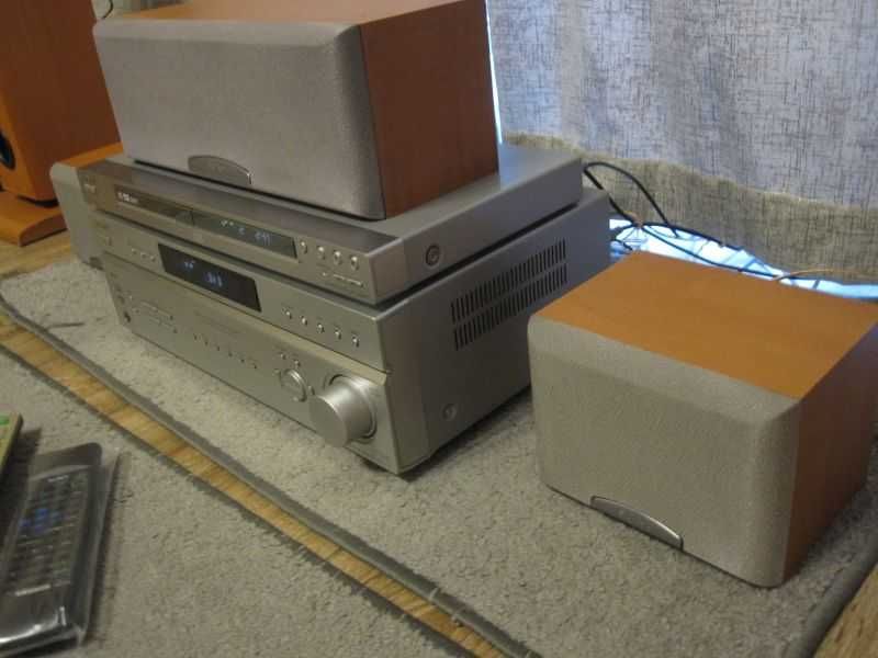 Zastaw SONY - Amplituner, DVD/CD, Kolumny, piloty - komplet - okazja !