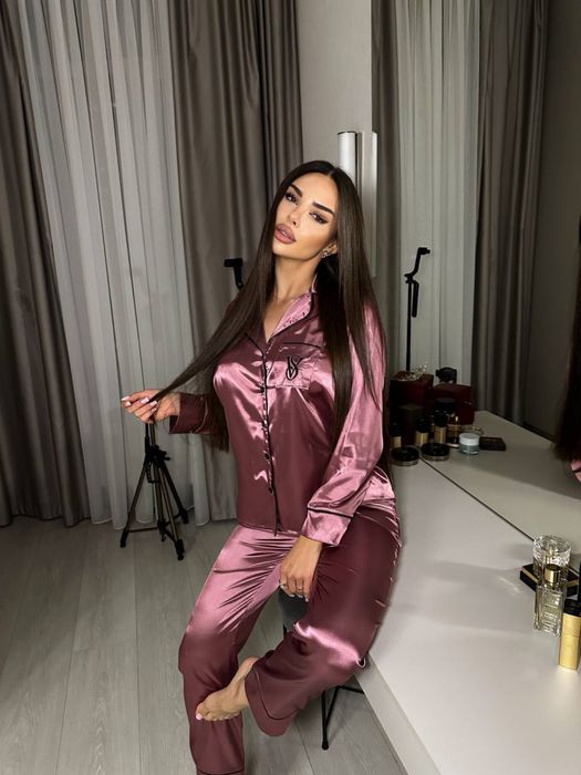 Жіноча піжама в стилі Victoria's Secret приємна до тіла Туречинна