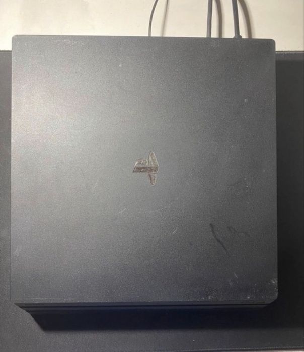 Ps4 Pro em excelente estado