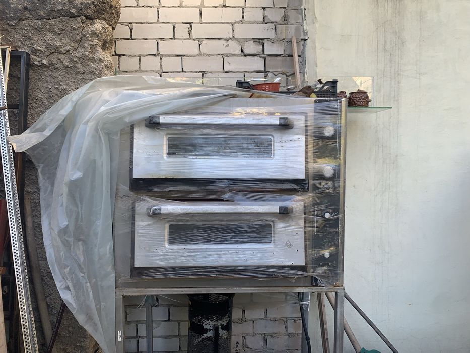 Пицца печь в рабочем состоянии