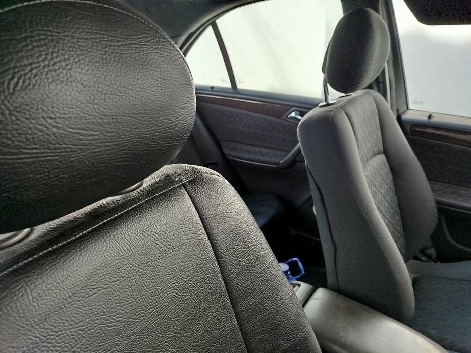 Mercedes benz c220 cdi caixa automática