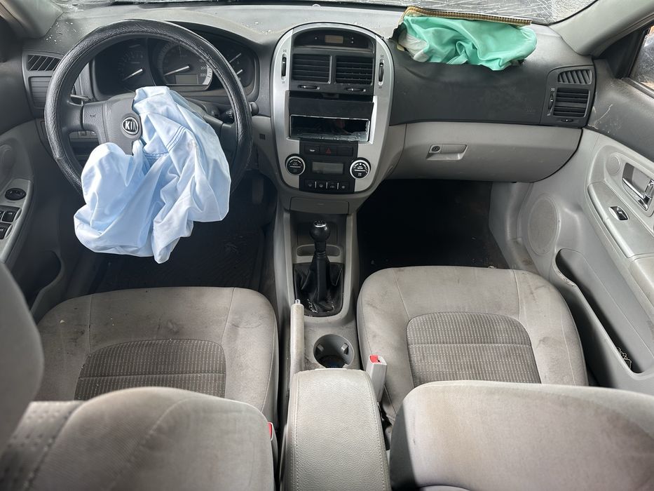 Кузовні елементи Kia Cerato 2.0 бензин