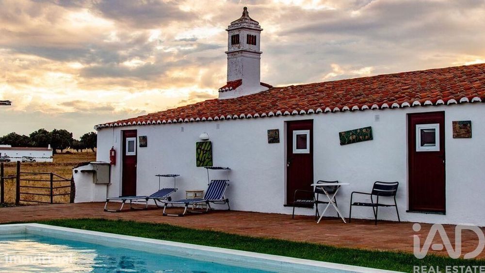 Quinta T12 em Terrugem E Vila Boim de 532,00 m2