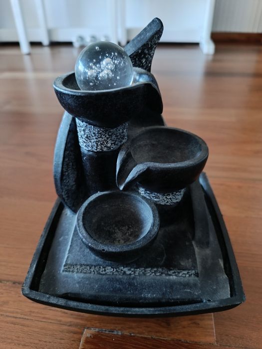 Fonte de água decorativa