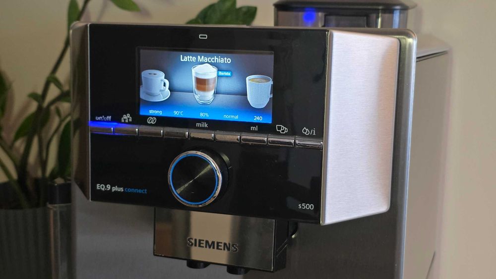 Ekspres Siemens EQ9 plus connect S500, 19 bar, profile, mały przebieg