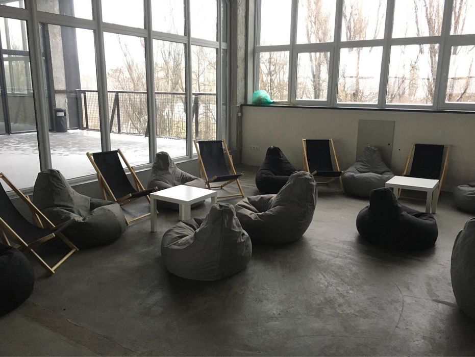 Аренда кресло-мешков груша пуфы-кресла и столики на прокат, пледы