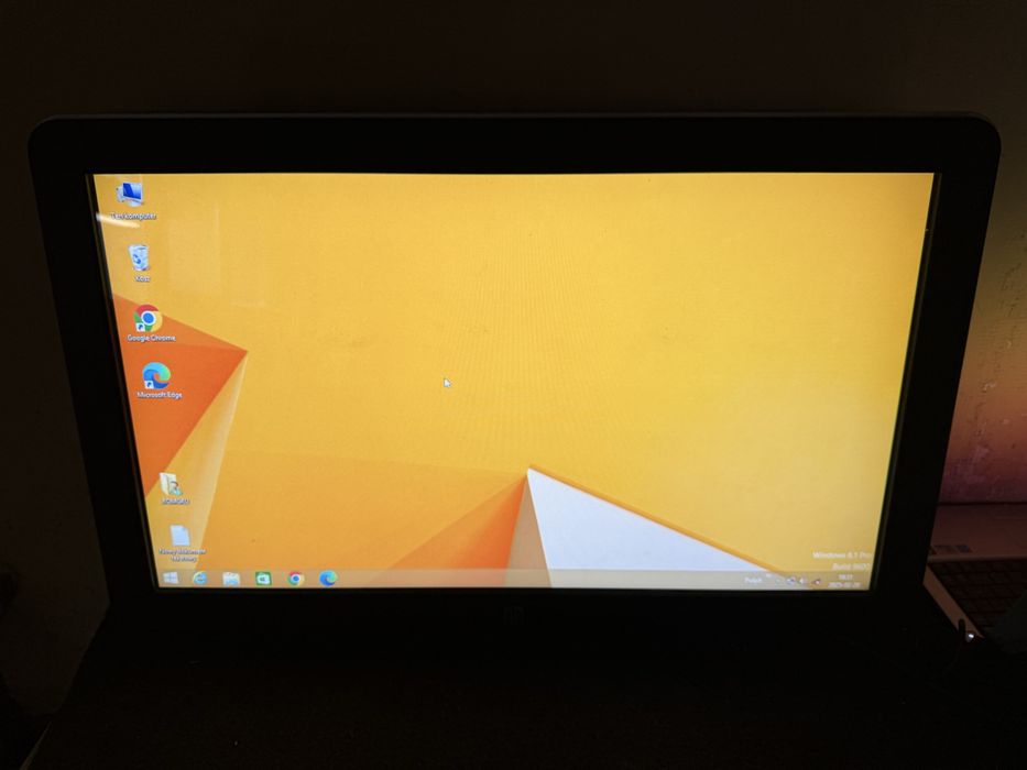 7 sztuk Monitory dotykowe 32” ELO ET3200L