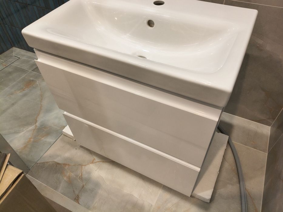 Szafka z umywalką Cersanit Moduo Slim 60 cm