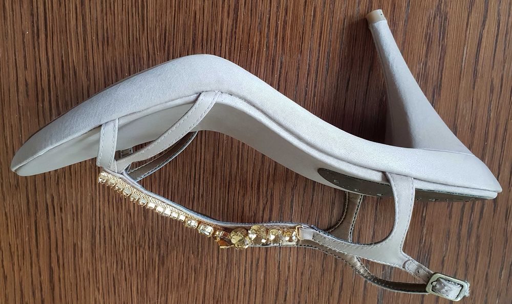 Damskie buty sylwester i na co dzień Bagatt nie użyte