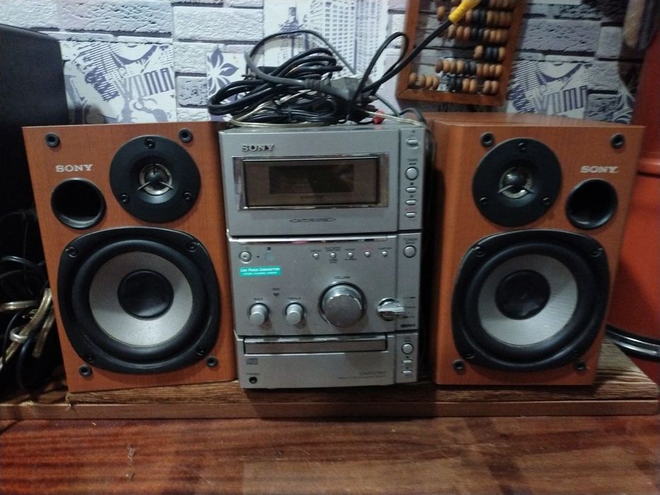 Музикальный центр Sony hcd-cpx1. Приятный ламповый звук. Торг.: 1
