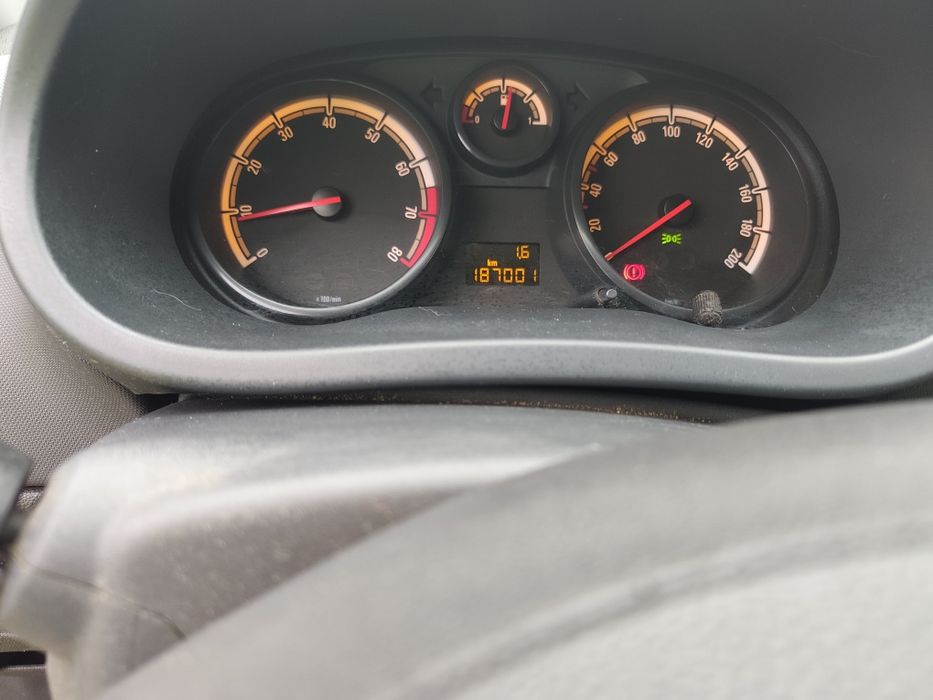 Opel Corsa   1.0