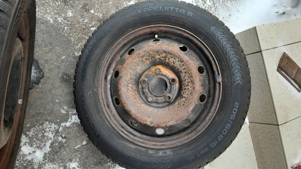 Два диска з шинами  Рено-Меган  R16-5х114.3 ет47 діа66.1-