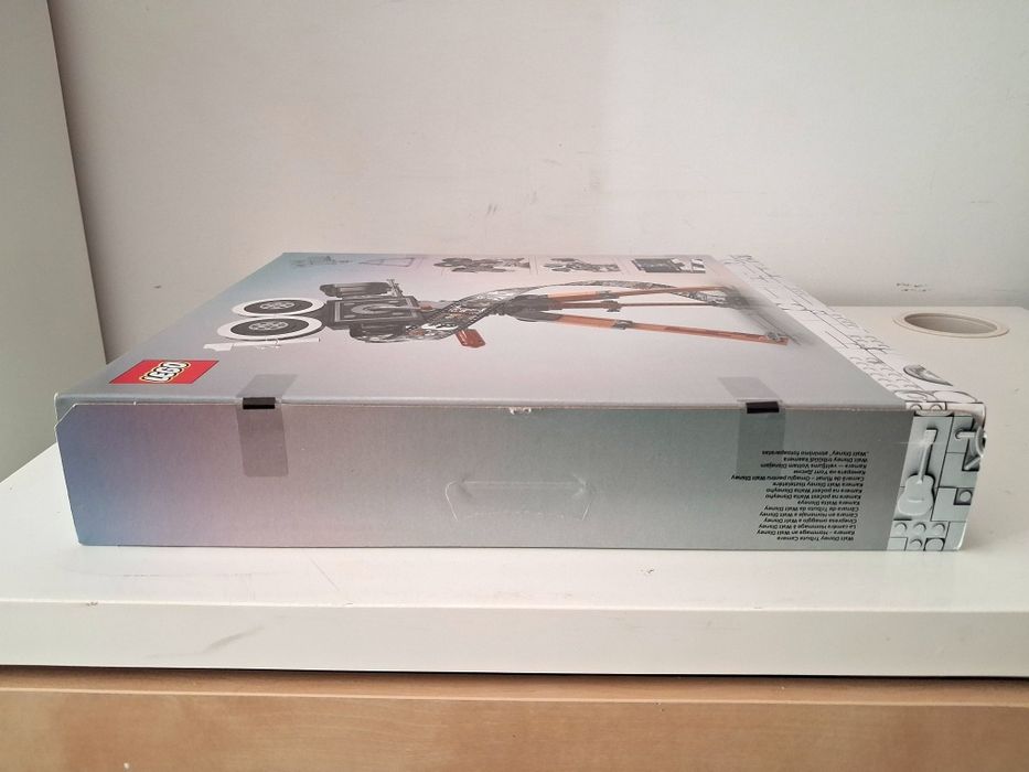 ENVIO GRATIS-LEGO 43230 Walt Disney Tribute Camera (Disney)