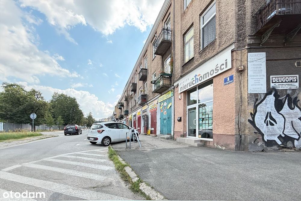 Mieszkanie do remontu w kamienicy w centrum, Radom