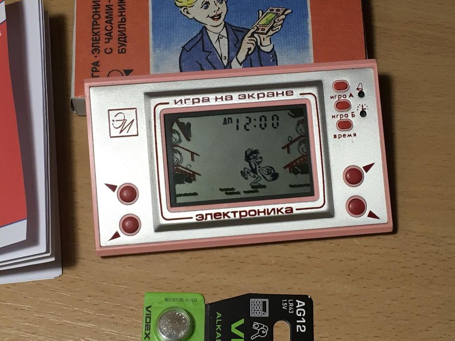 Новая игра электроника волк ловит яйца ну погоди